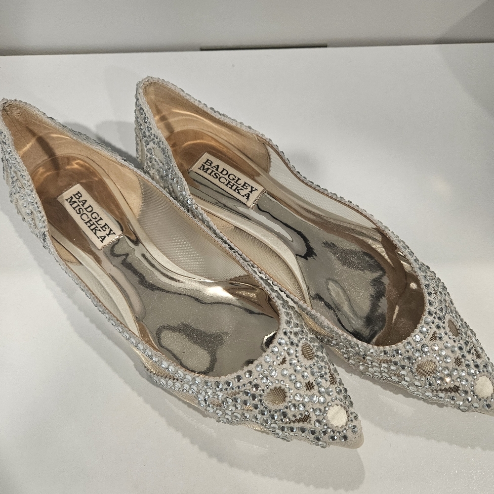 Badgley Mischka Ivory Satin Wedding Flats - Size 6
